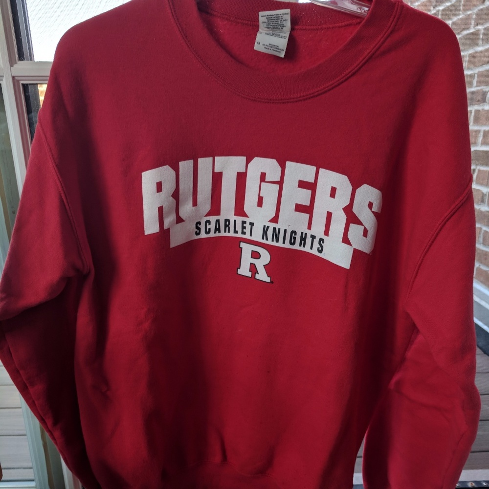 Rutgers pullover sweatshirt Medium